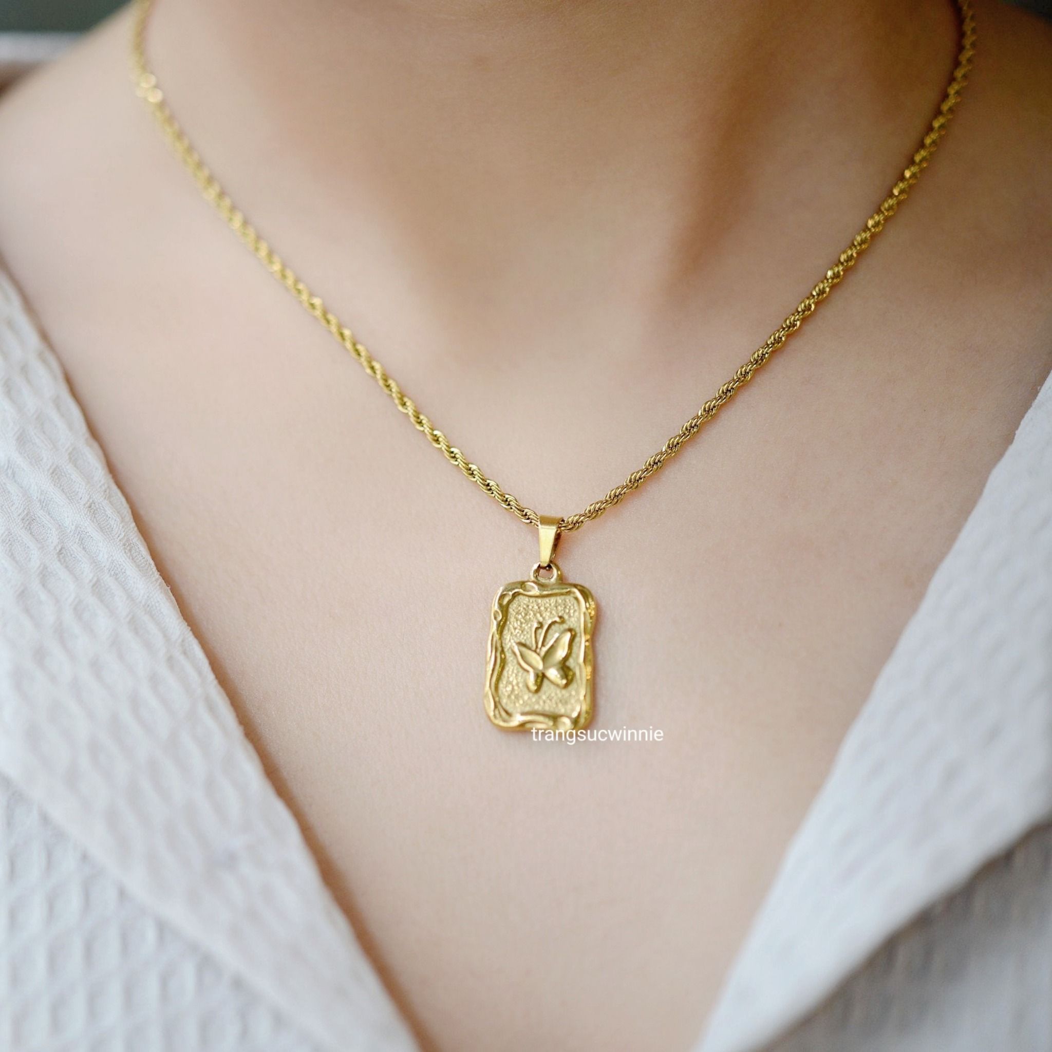 Dây chuyền titan Mihi Butterfly
