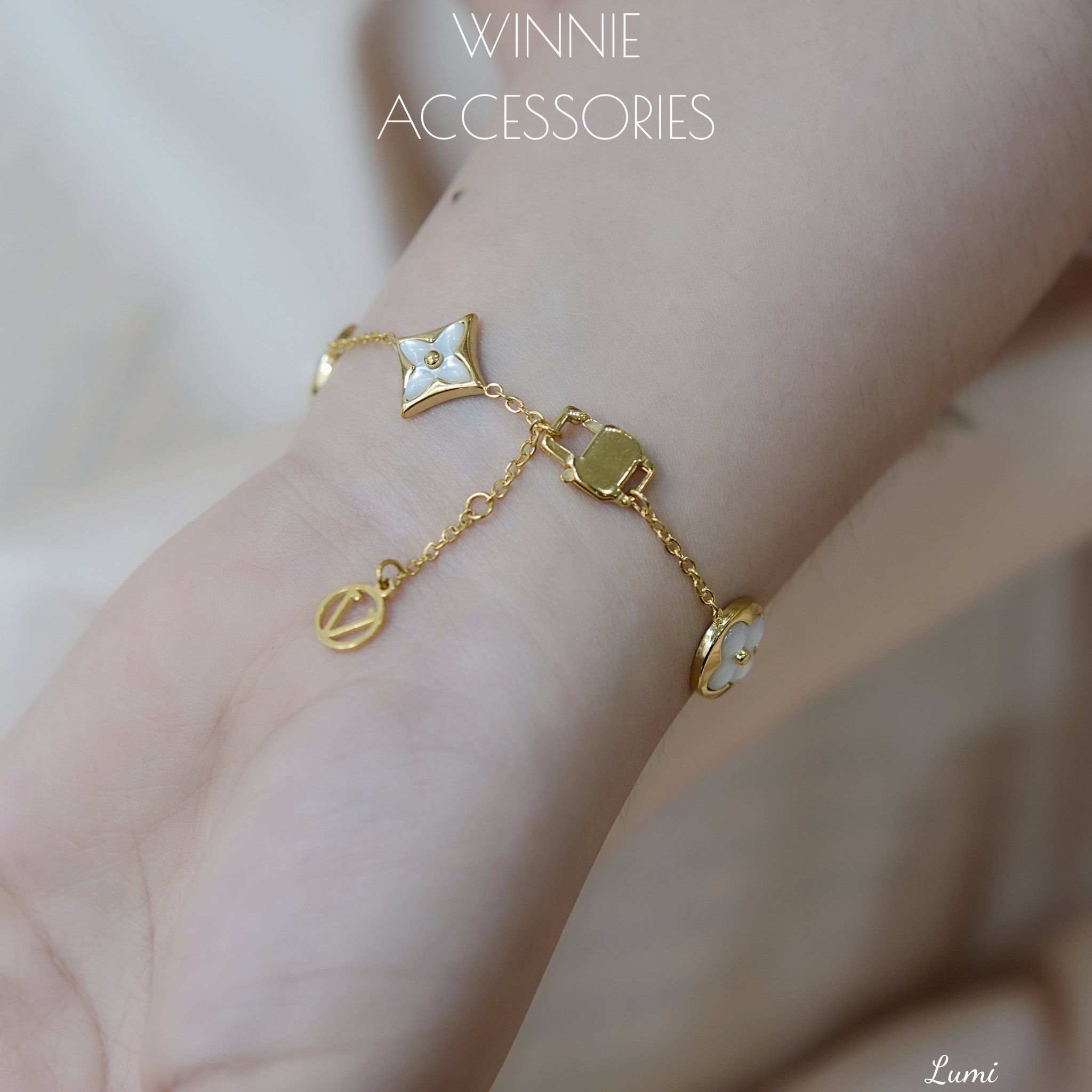 Lắc tay Titan Lumi