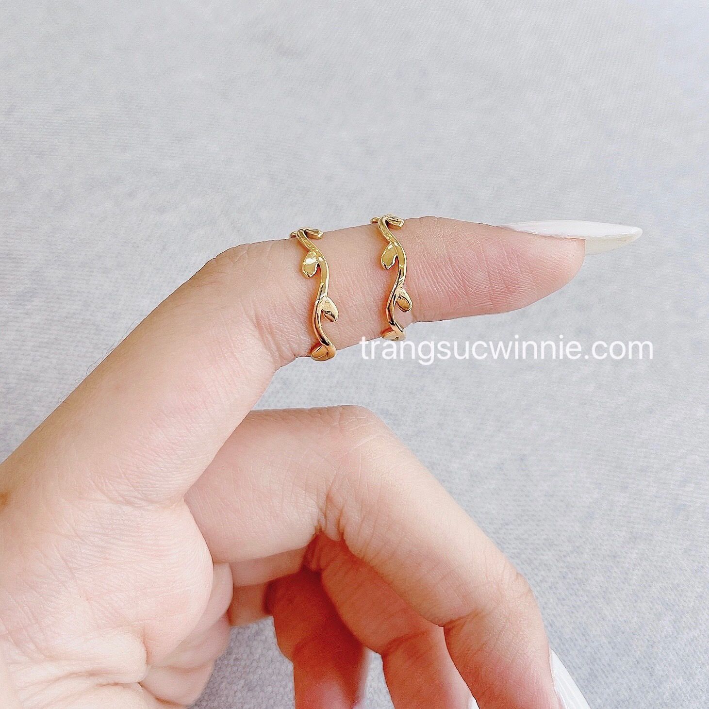Nhẫn titan Leaf mảnh