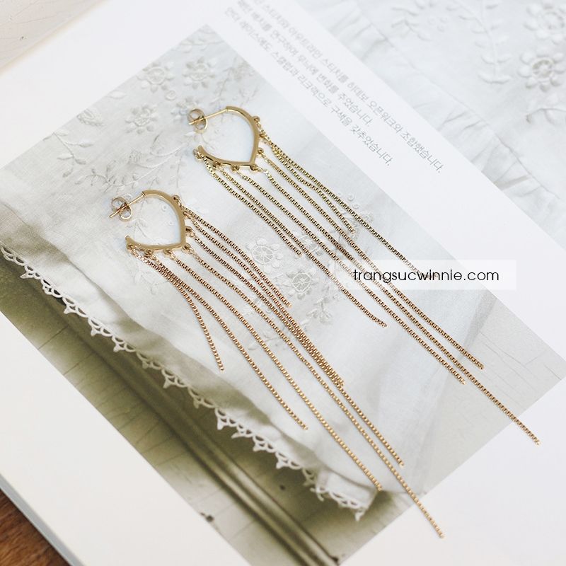 Hoa tai titan Golden tassel