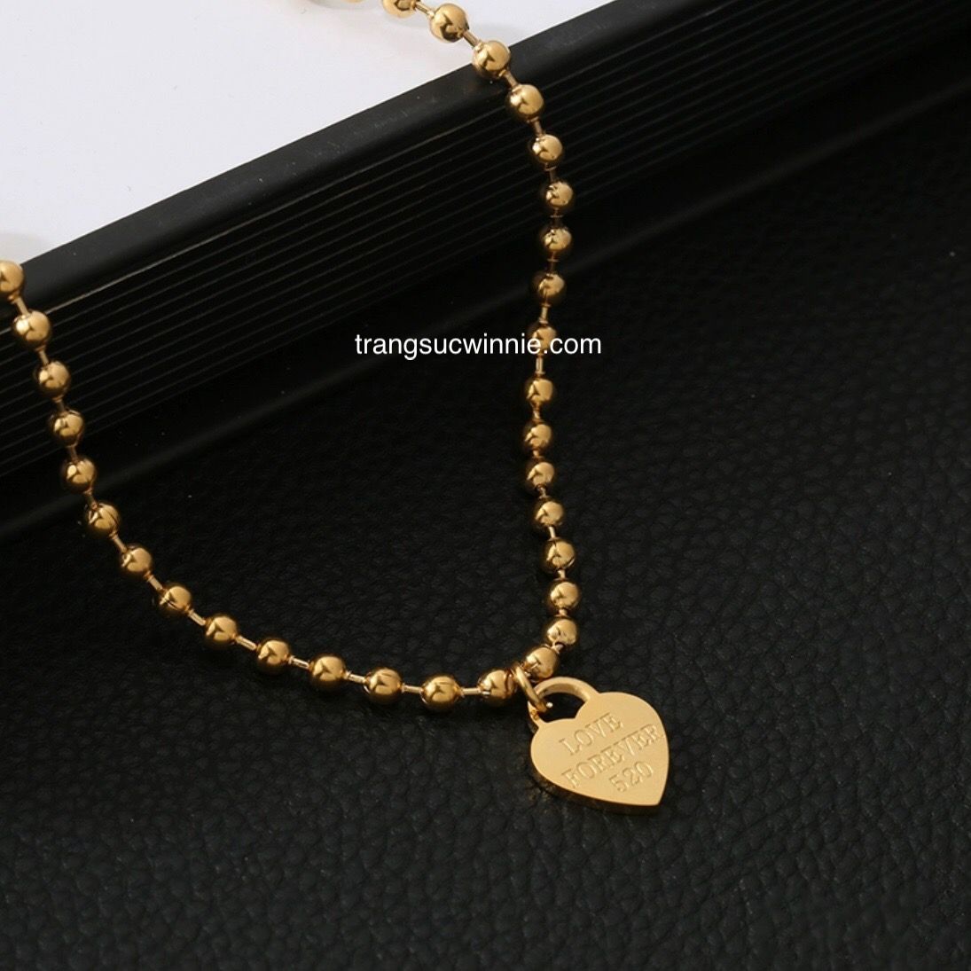 Lắc chân titan Tim bi VG