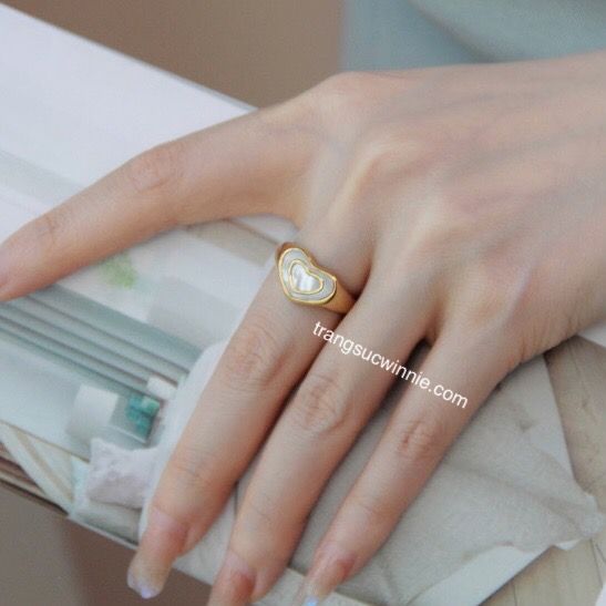 Nhẫn titan Nacre heart