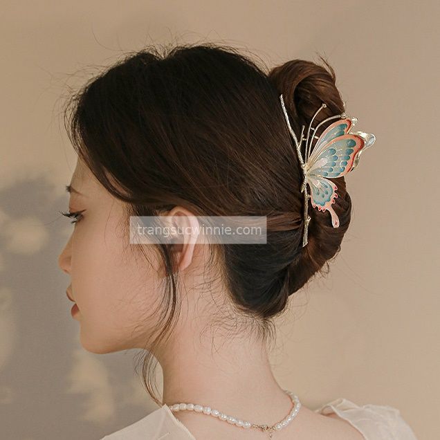 Kẹp tóc bướm màu