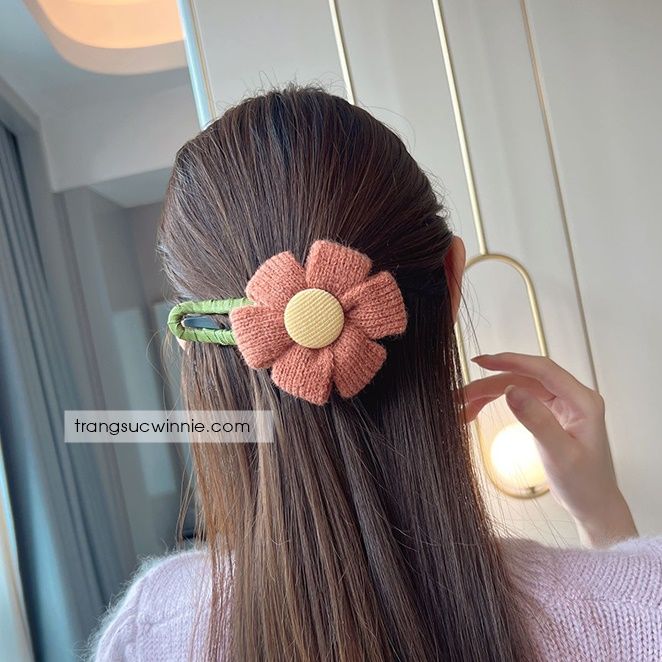 Kẹp ngang hoa len cam