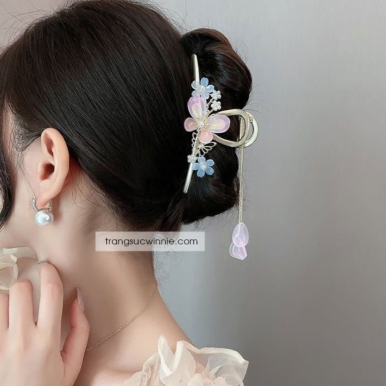 Kẹp tóc bướm hồng