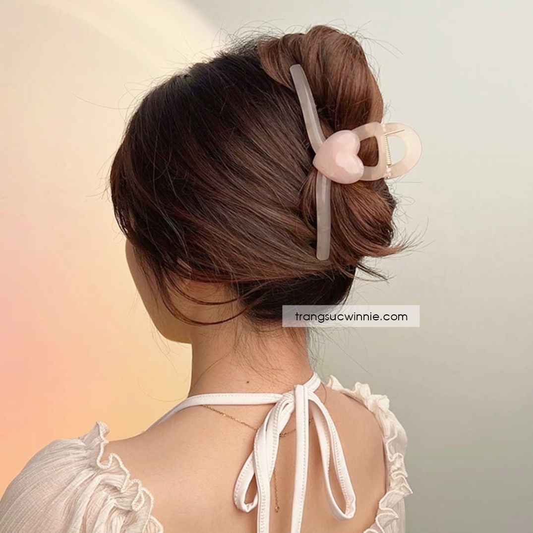 Kẹp tóc tim marble hồng
