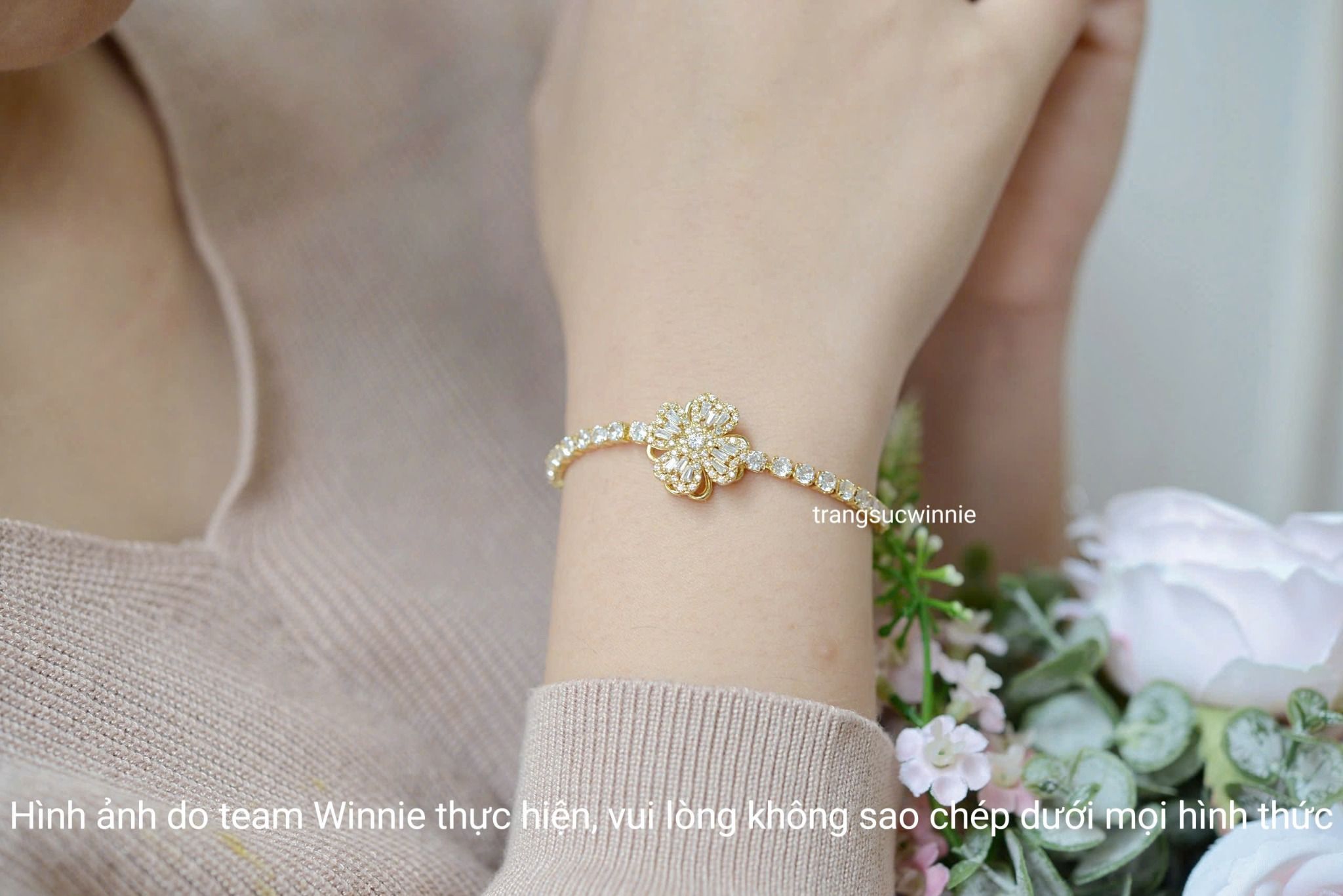 Lắc tay titan Clover đá VG