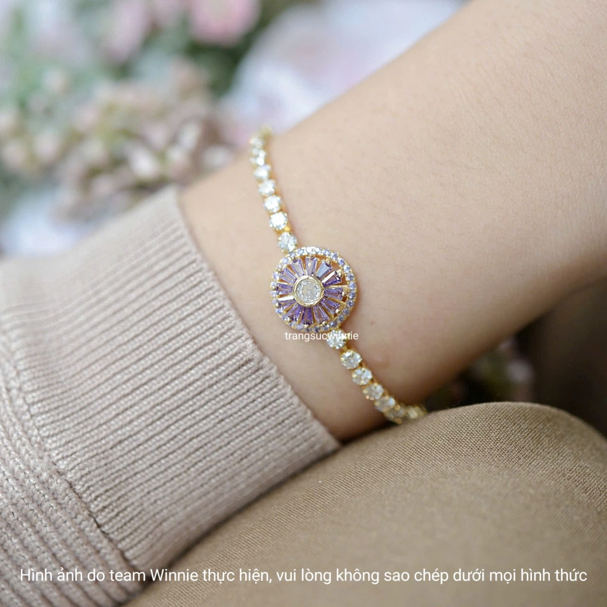 Lắc tay titan Violet