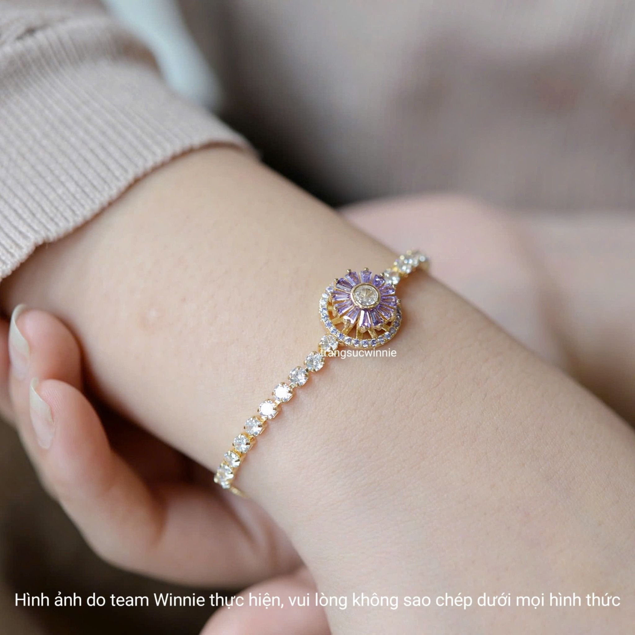 Lắc tay titan Violet