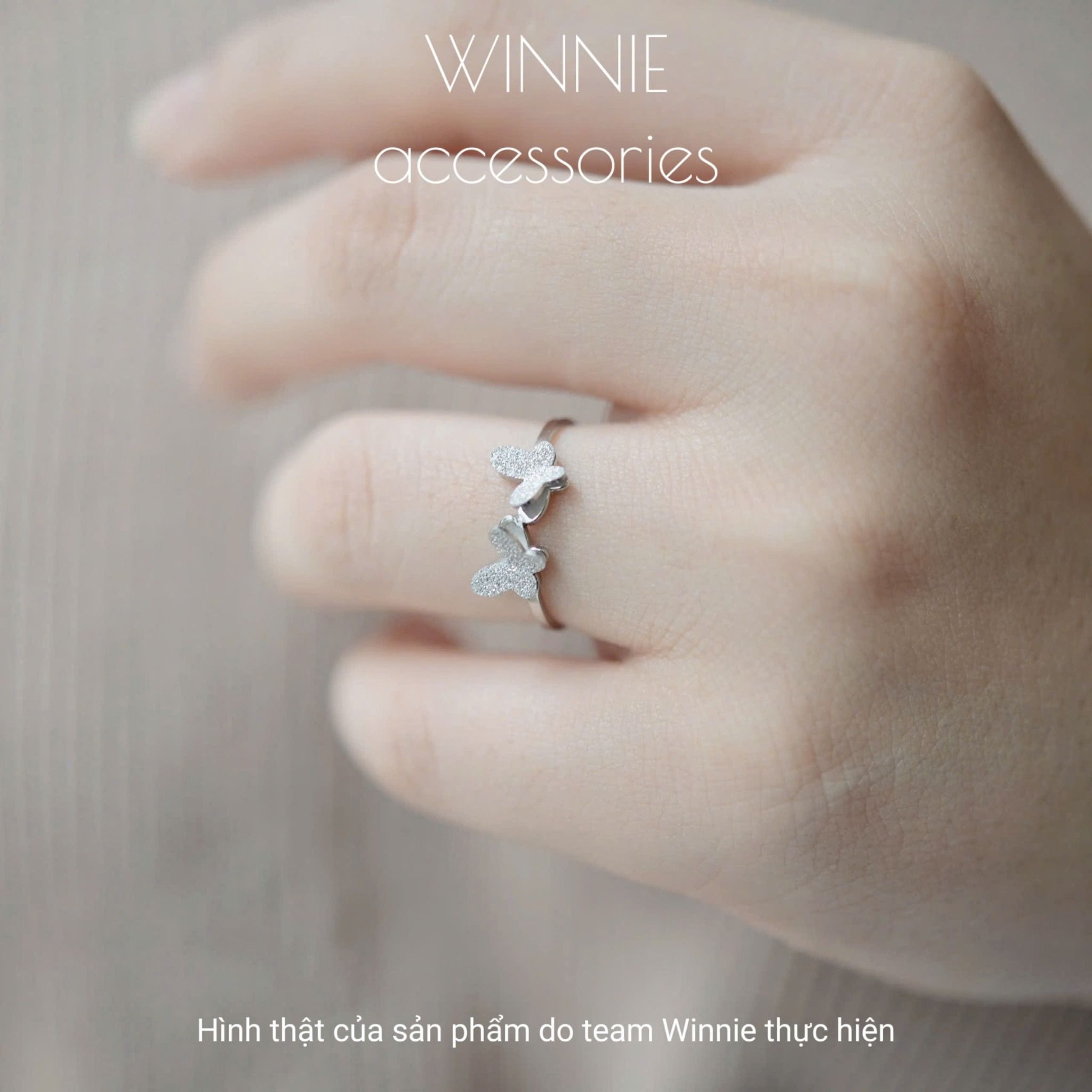 Nhẫn titan Tiny bướm matte