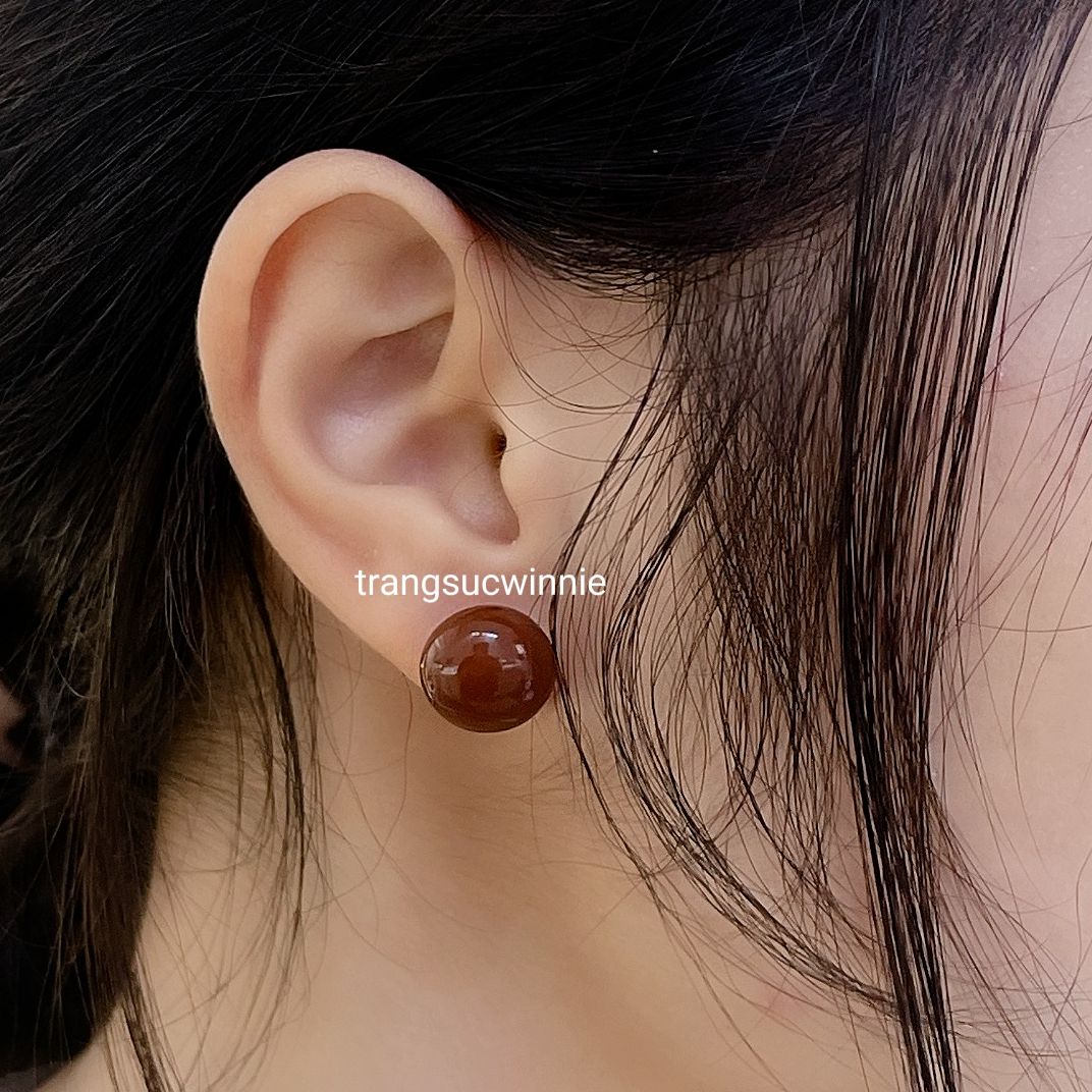 Hoa tai titan Bi ngọc trai retro nâu