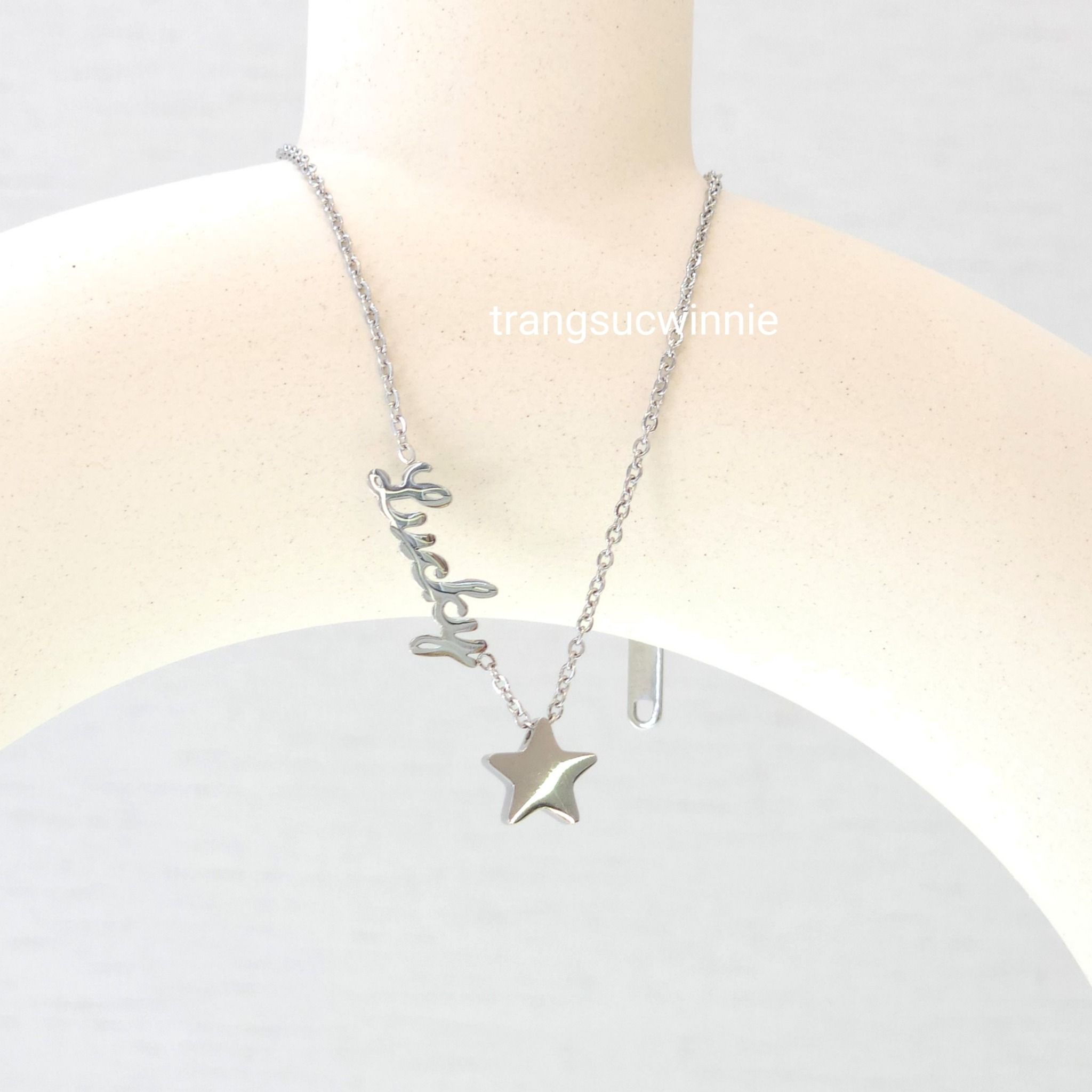 Lắc chân titan Lucky star