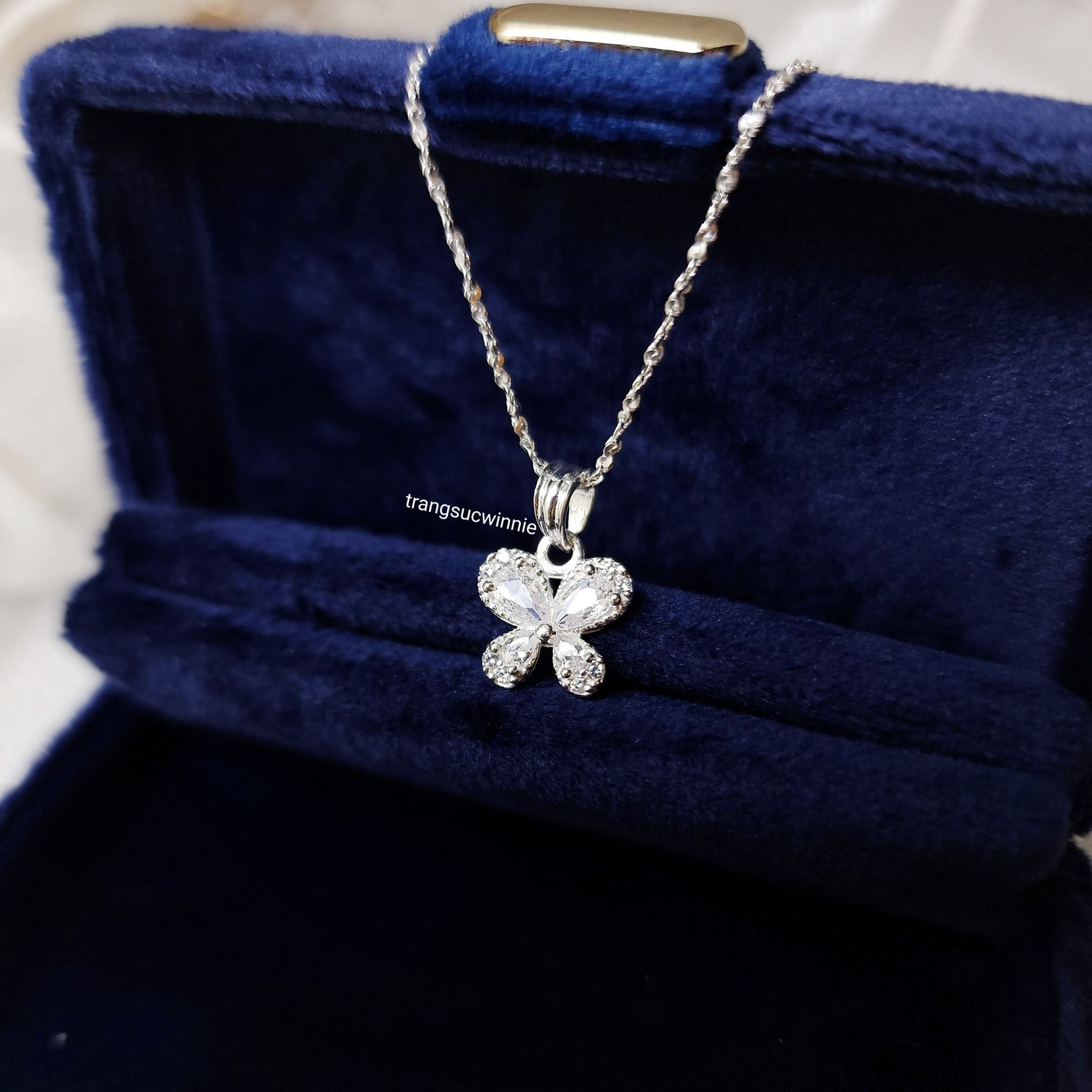 Charm bạc S925 Bướm Đá