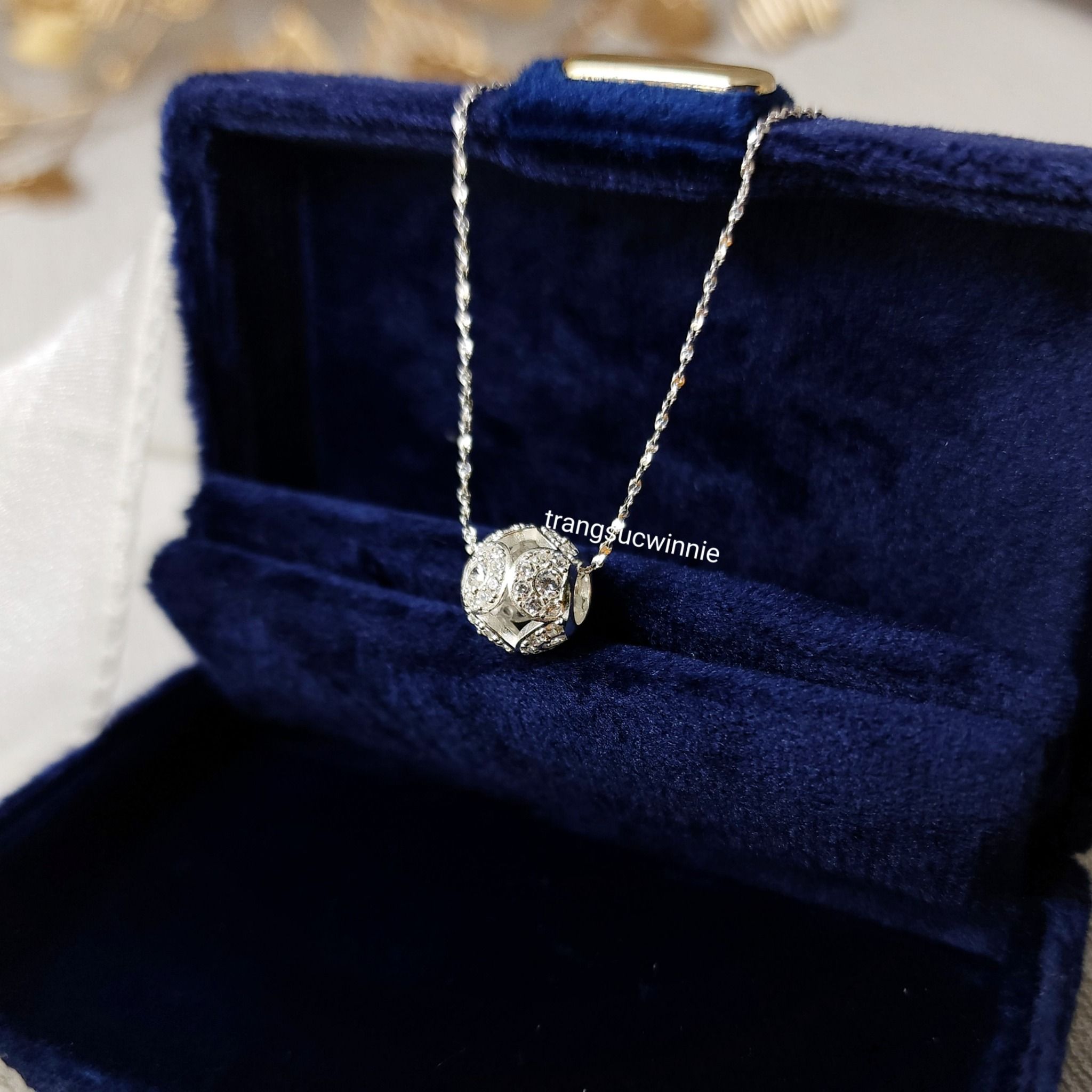 Charm Bạc xỏ tròn đồng xu
