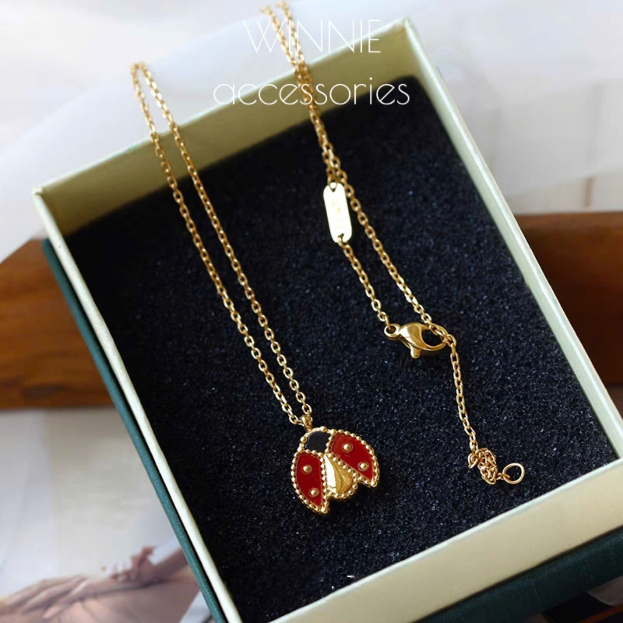 Dây chuyền titan Ladybug