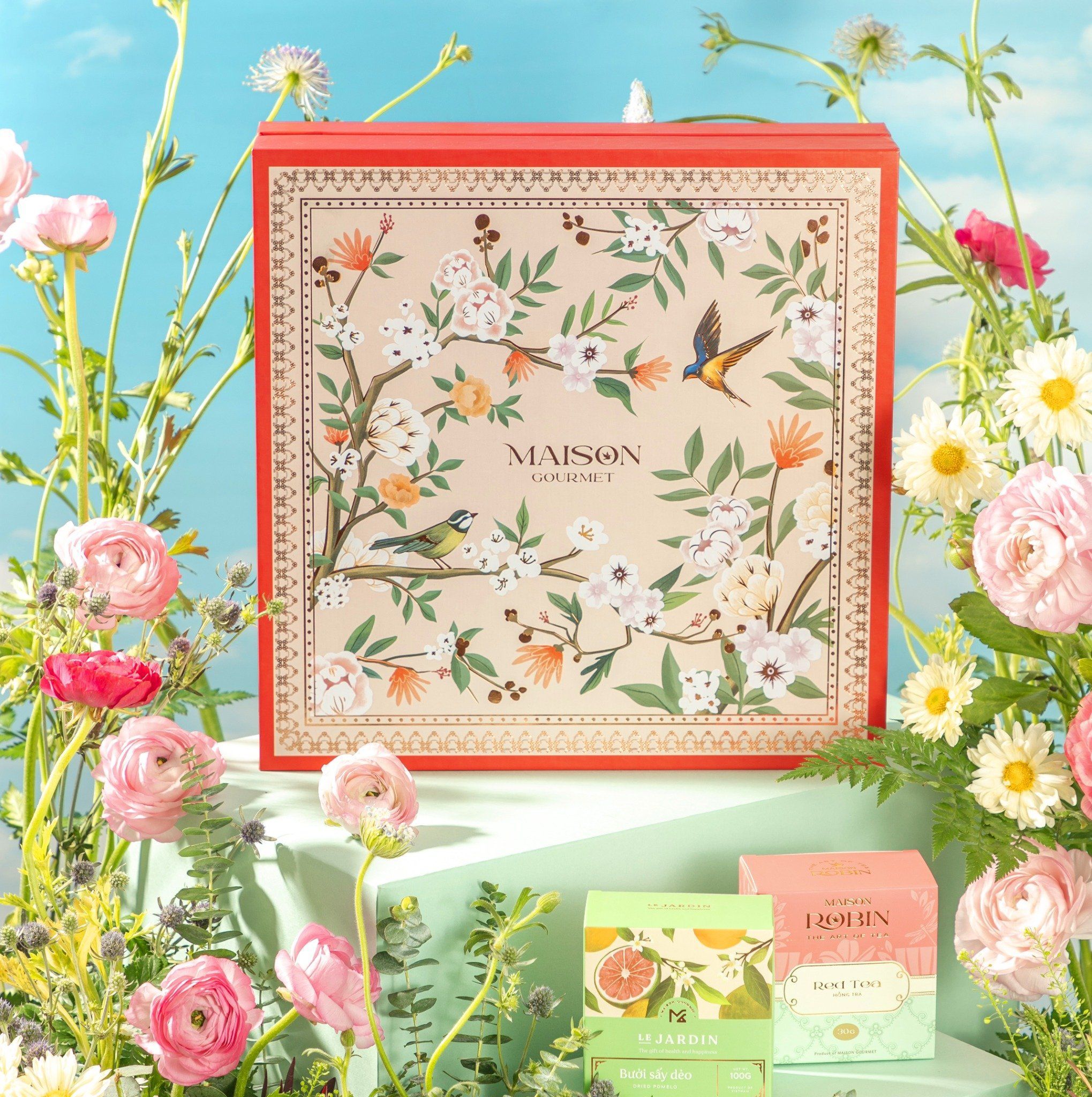 THE BEAUTY OF SPRING GIFT BOX 1