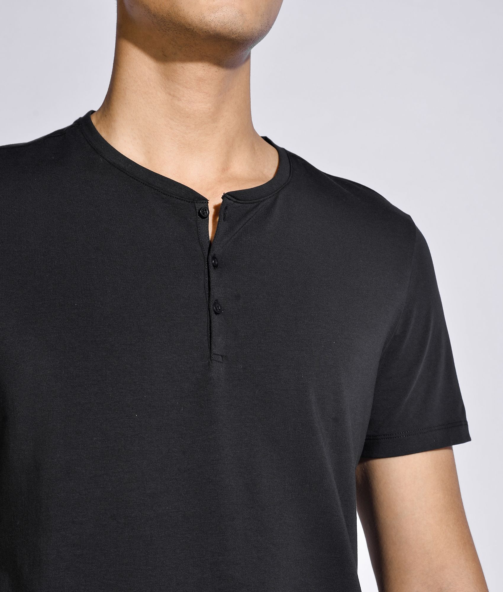 Áo thun cổ trụ cotton form fitted - 10S20TSH043