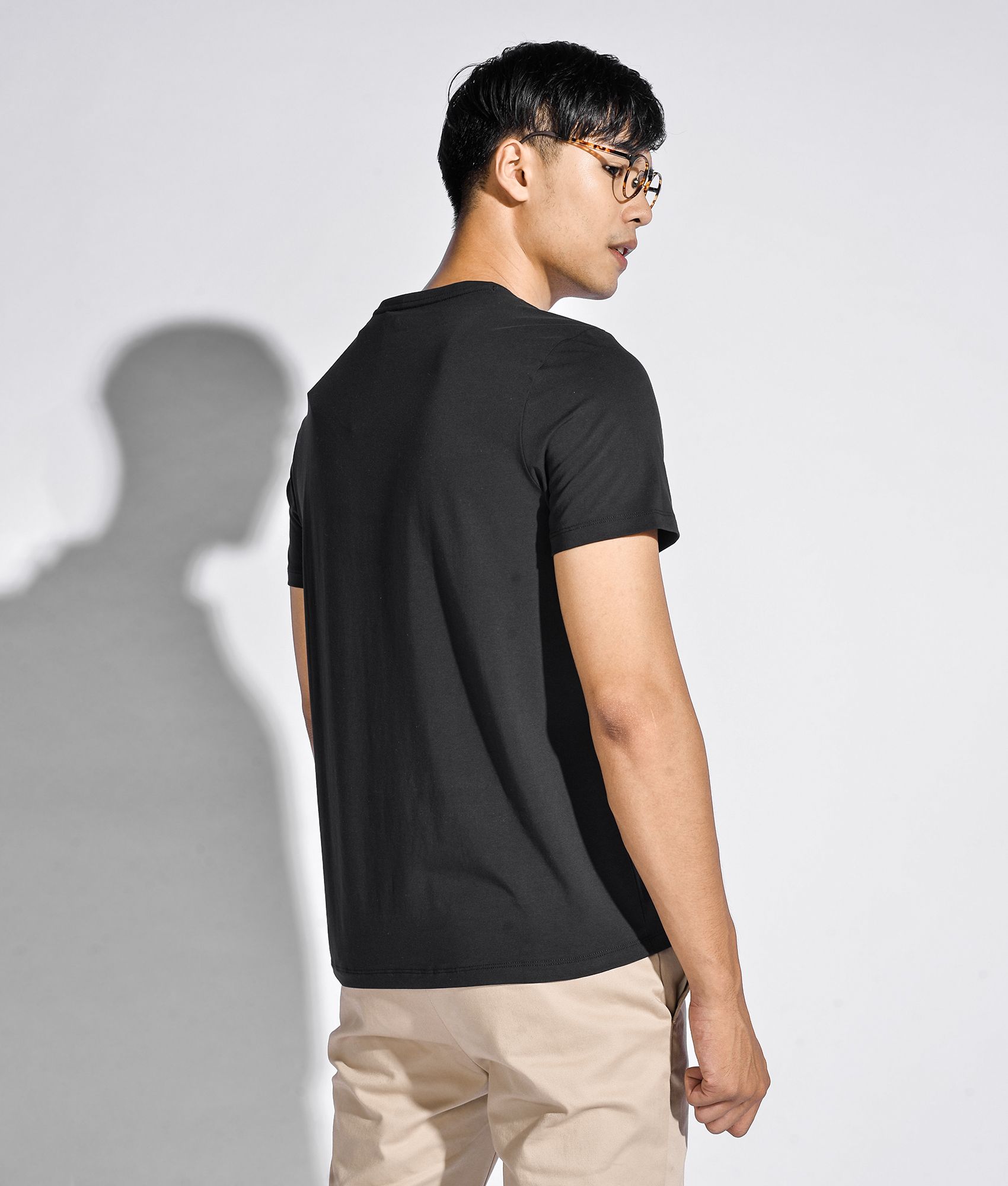 Áo thun cổ trụ cotton form fitted - 10S20TSH043