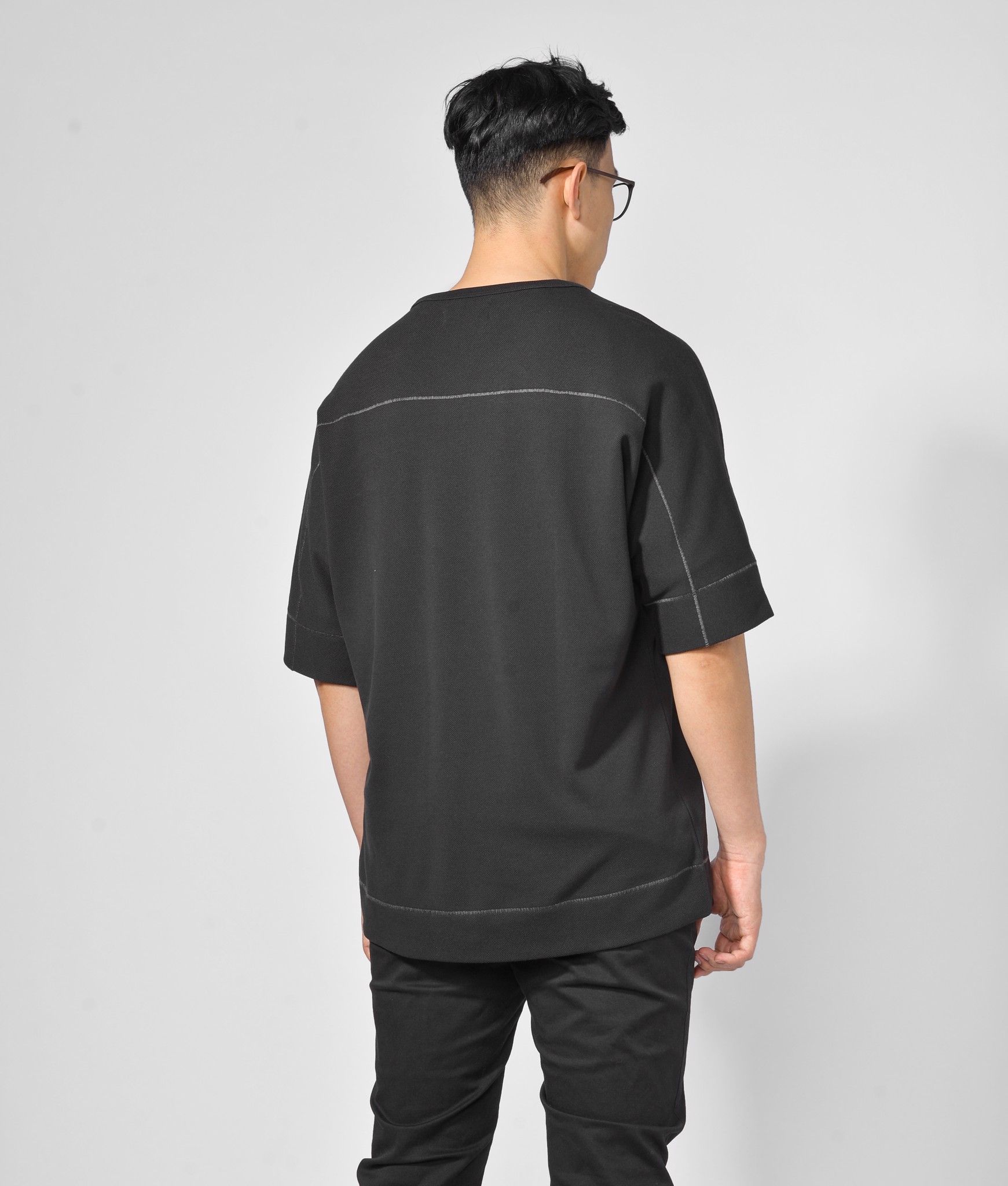 Áo thun nam tay ngắn, rã thân form LOOSE - 10F20TSH022