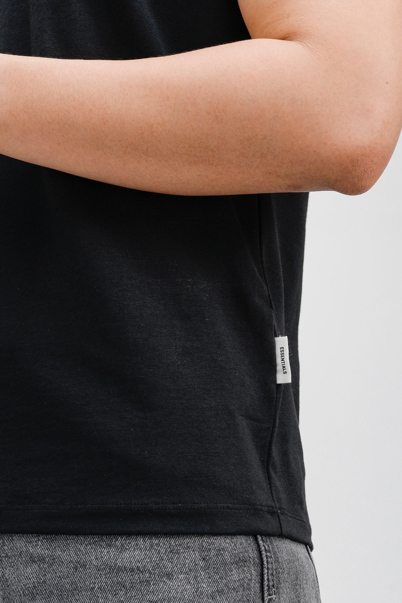 Áo thun nam tay ngắn. Cotton. FITTED form 10S21TSH001C