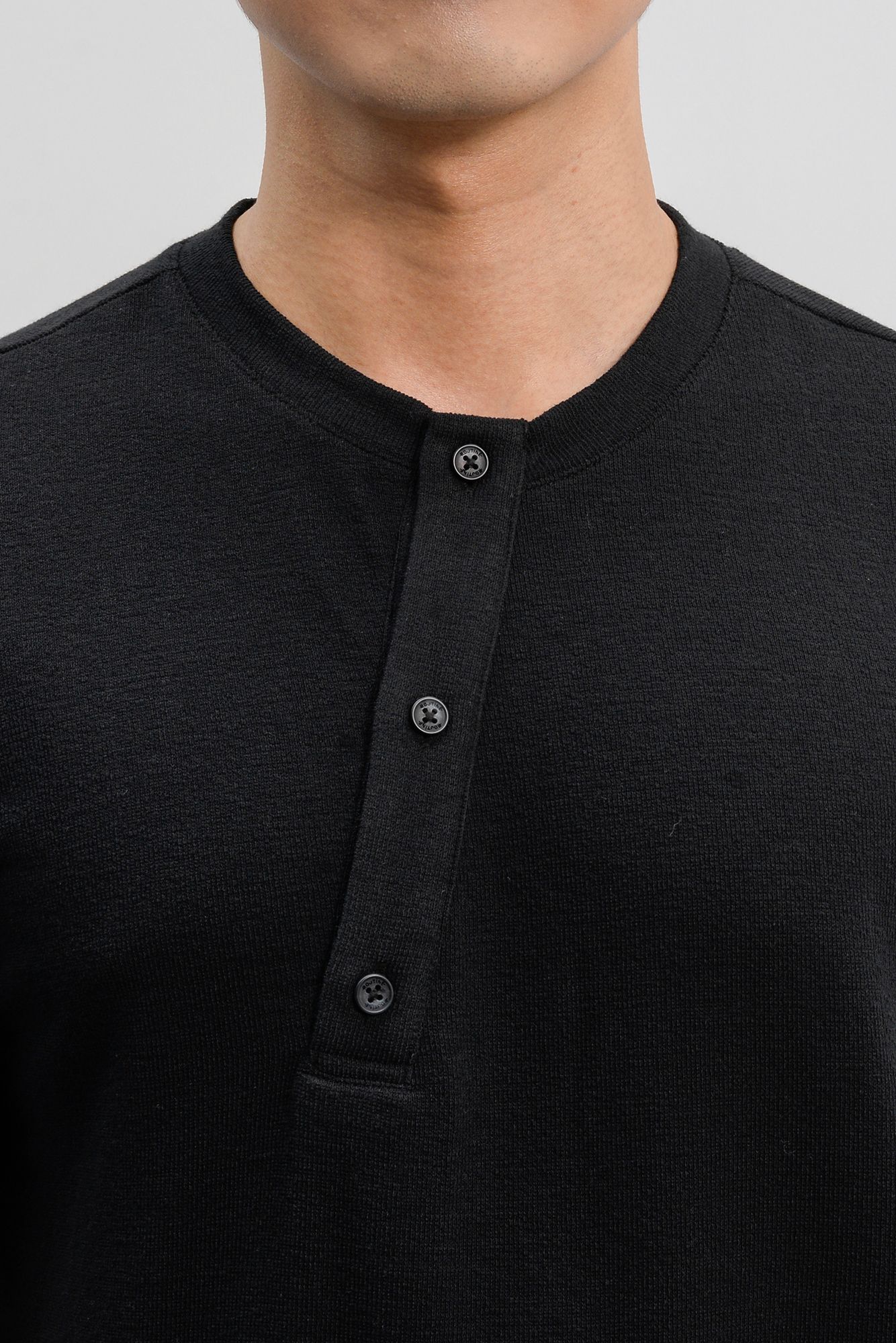 Áo thun nam ngắn tay, henley nẹp xéo. REGULAR form 10S21TSH014