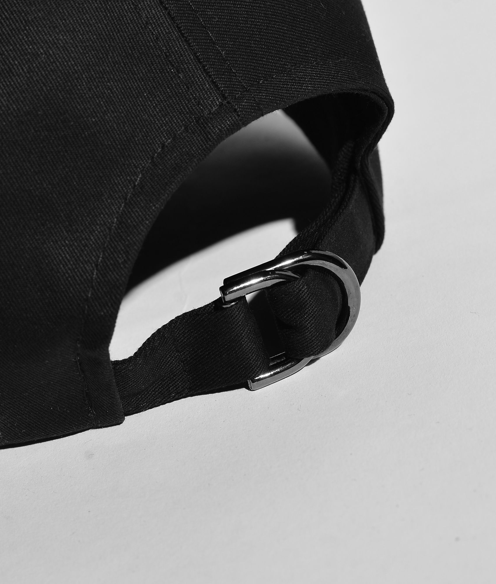 Nón lưỡi trai thiêu chữ - 10F20CAP002