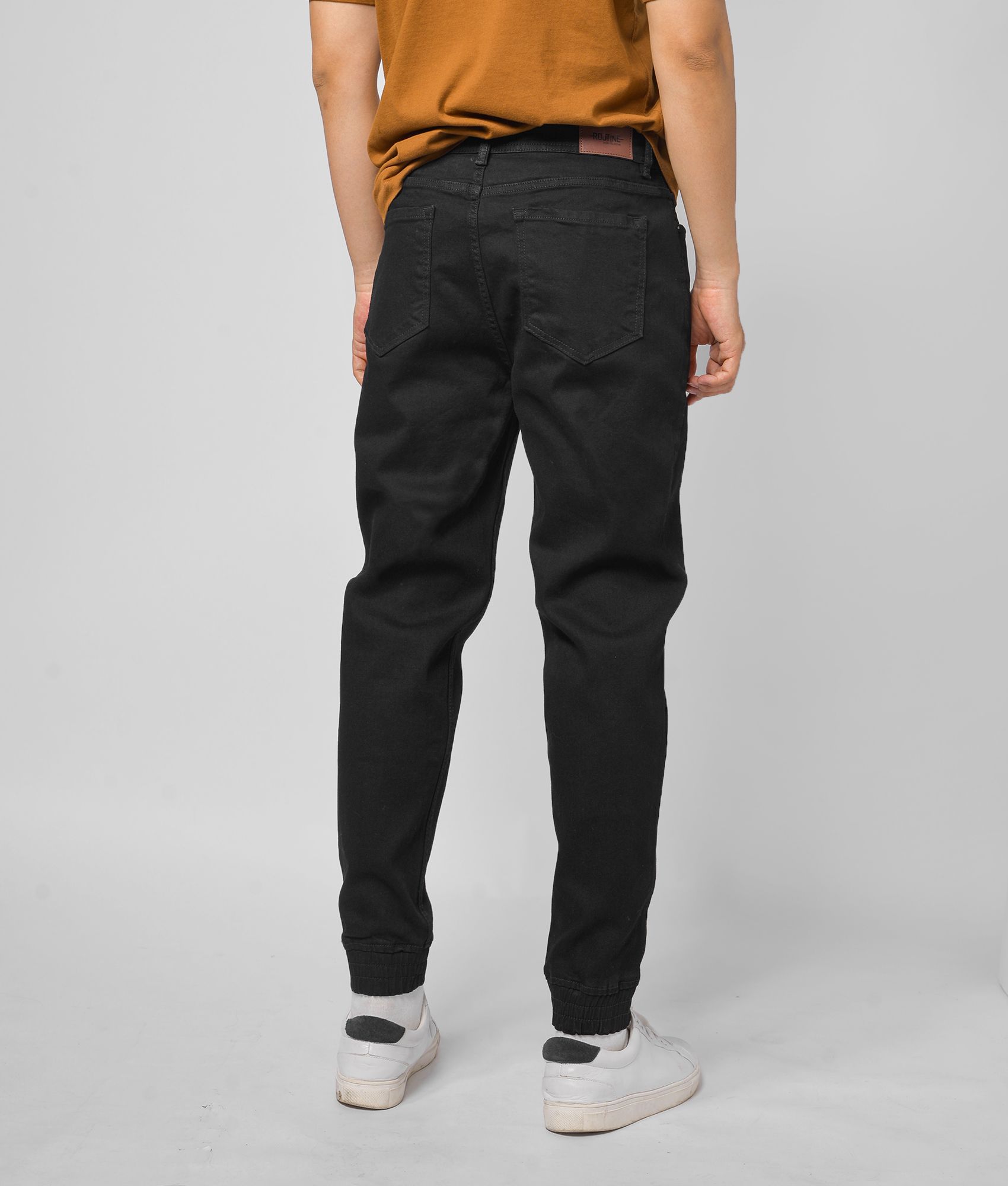 Quần jean trơn form jogger - 10F20DPA105
