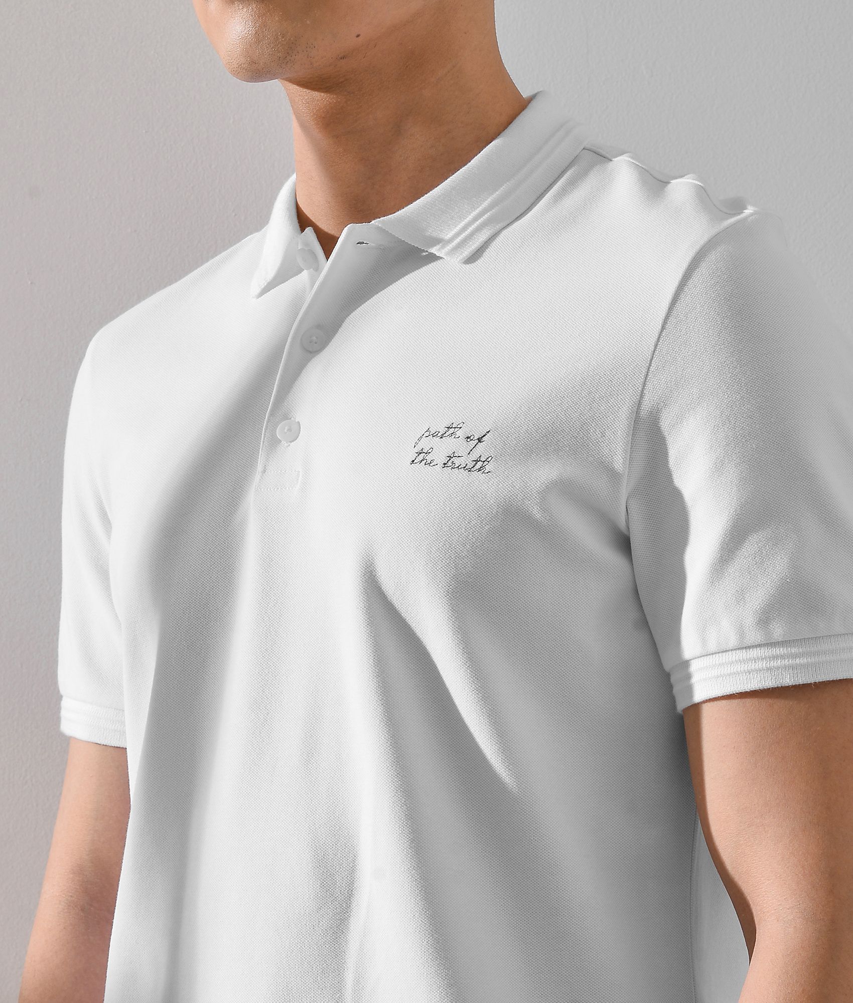 Áo thun polo thiêu chữ form Fitted - 10S20POL009