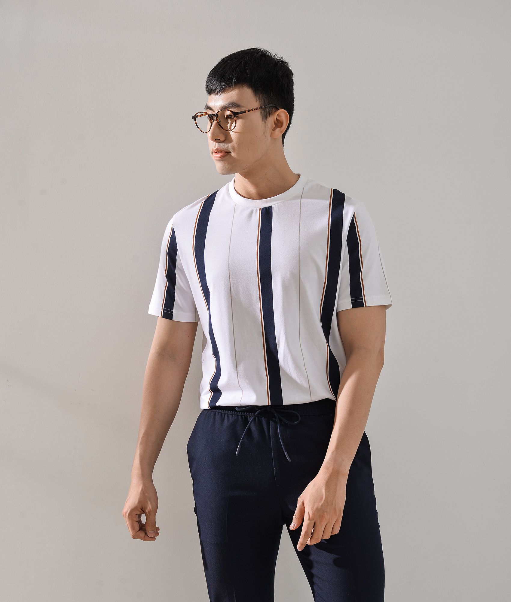 Áo thun kẻ sọc - 10S20TSH023