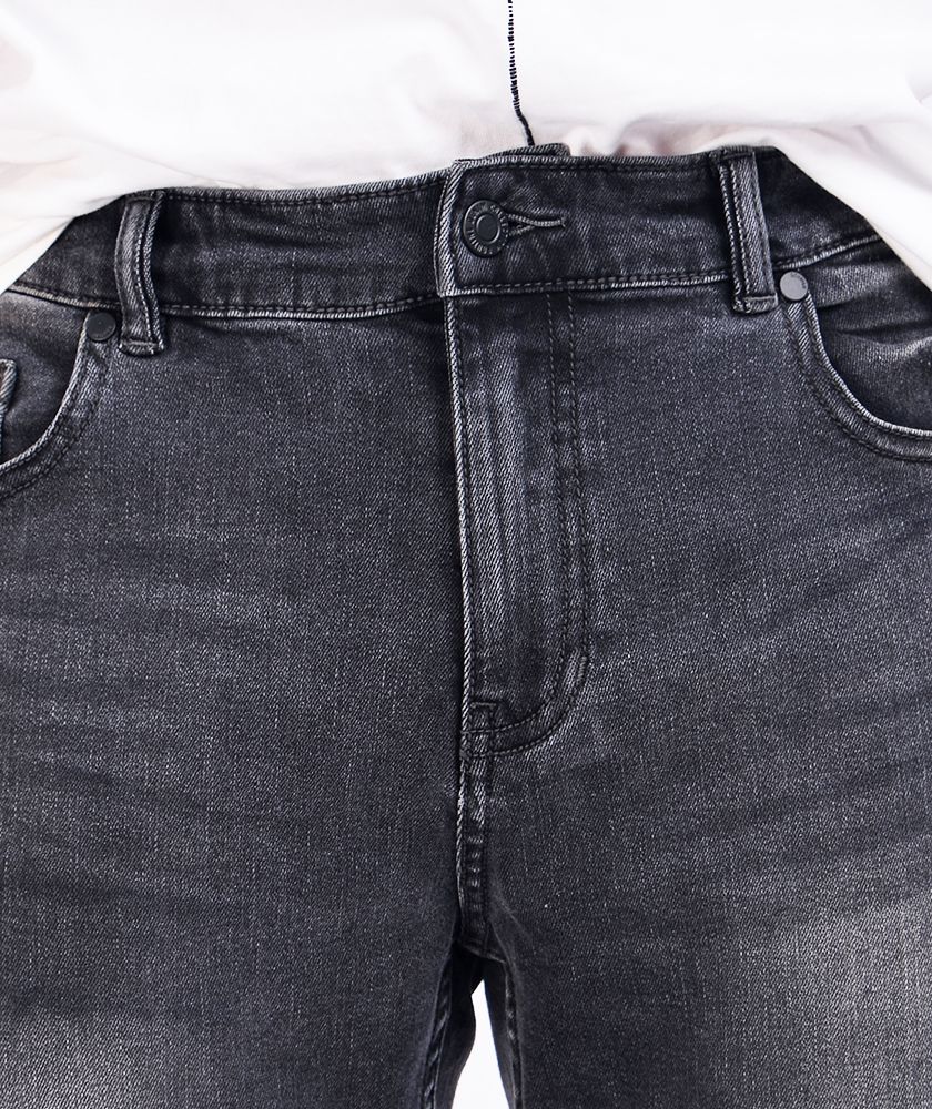 Quần Jean Nam Đen Form Slim Fit - QJ112050