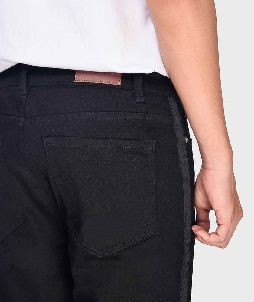 Quần Jean Nam Slim Lửng Tape Sườn