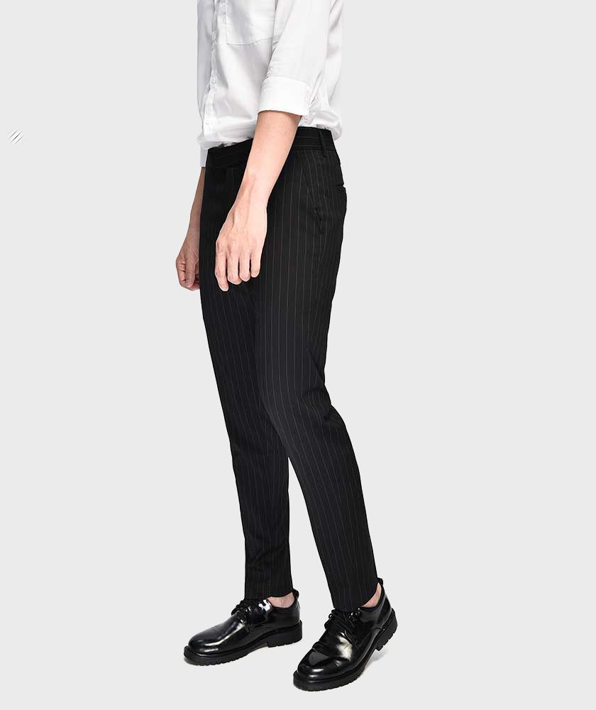 Quần Vải Nam Kẻ Sọc Form Slim Cropped - QV12501