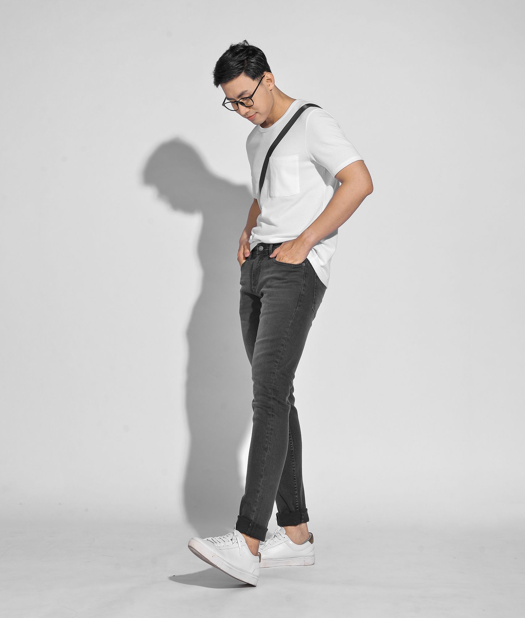 Quần jean trơn form skinny - 10S20DPA035