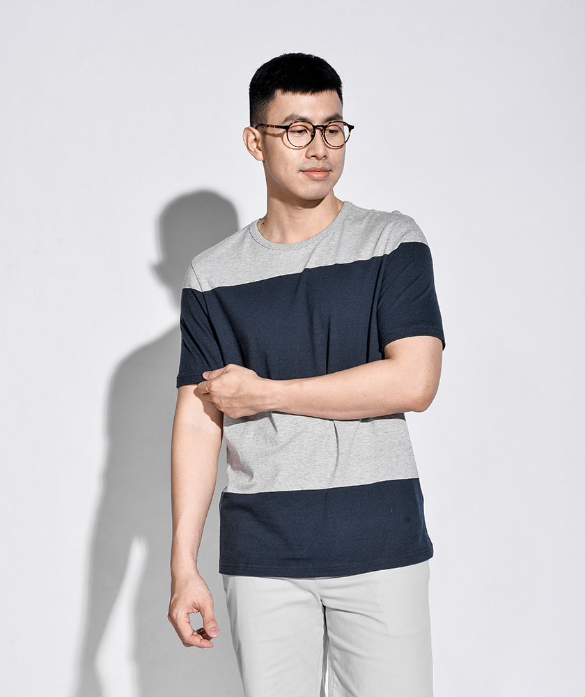 Áo thun kẻ sọc ngang form regular - 10S20TSH019