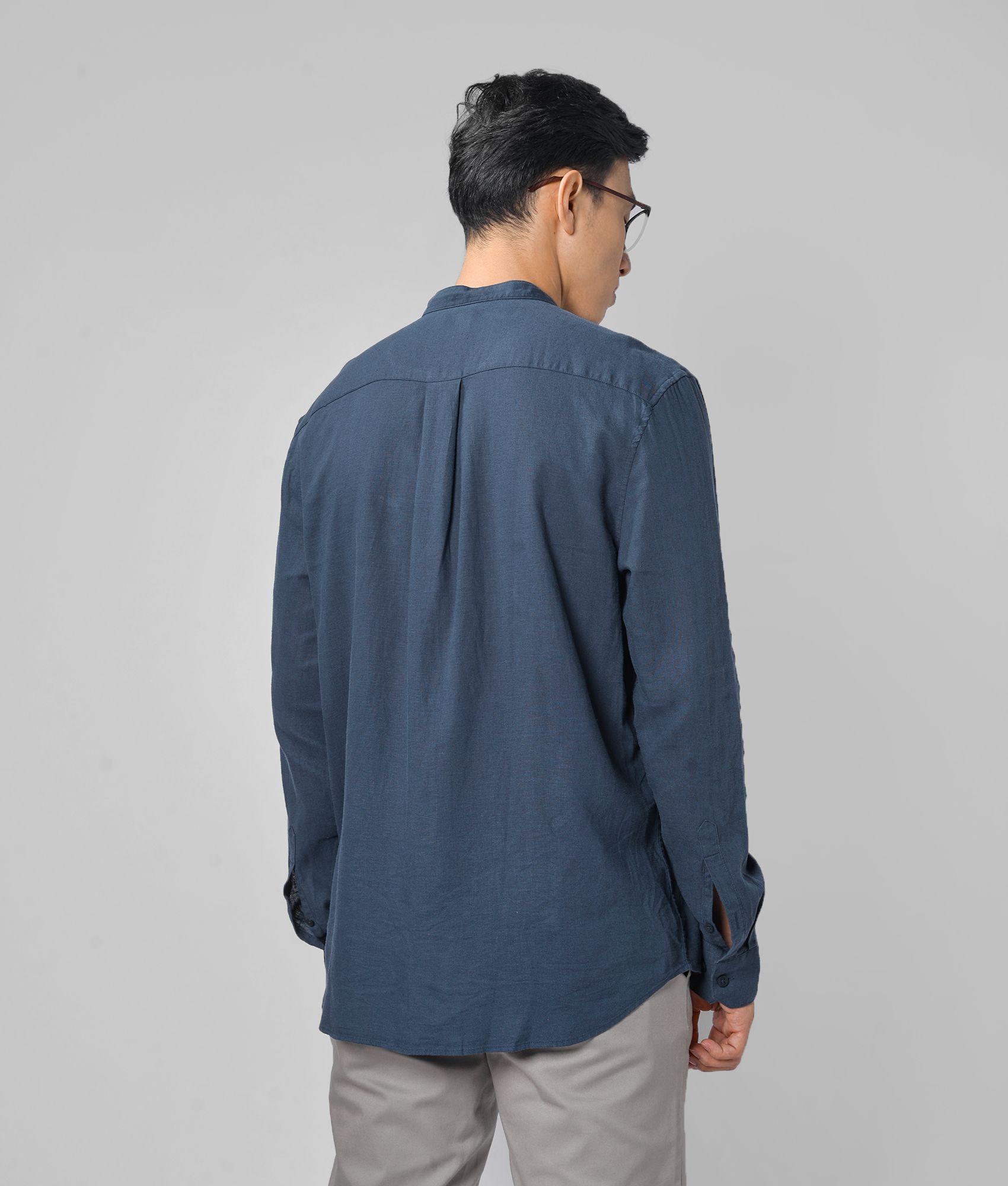 Áo sơ mi nam tay dài có túi cổ trụ - 10S20SHL030