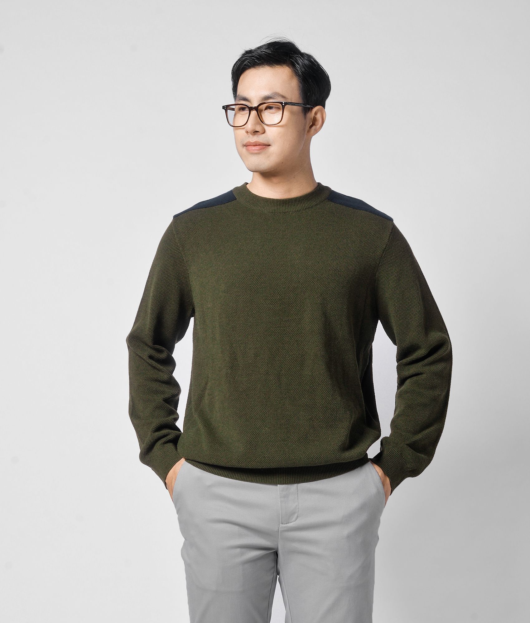 Áo len tay dài, phối vai form regular - 10F20KNI008