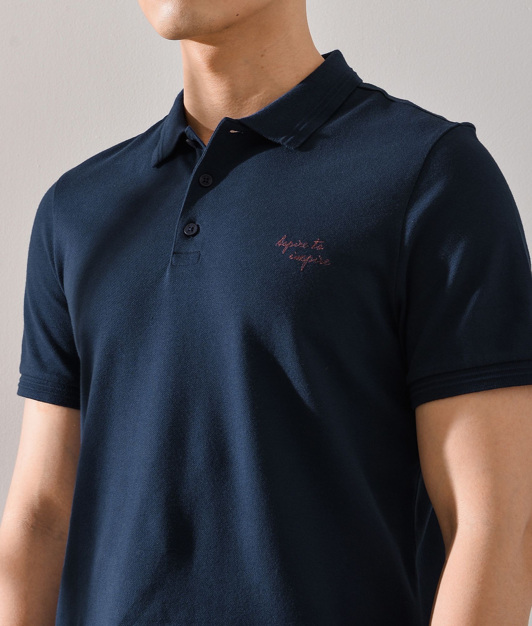 Áo thun polo thiêu chữ form Fitted - 10S20POL009