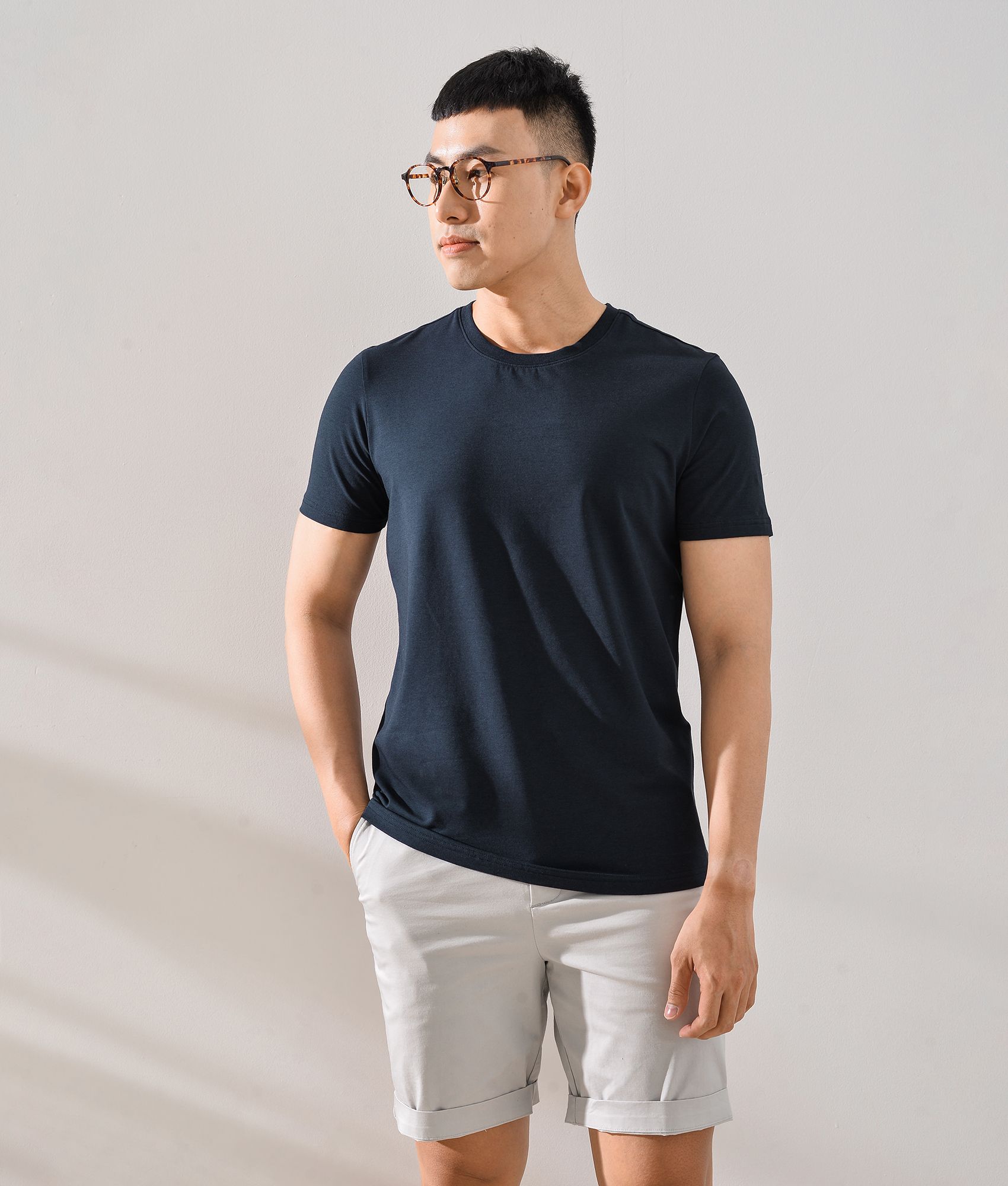 Áo thun ngắn tay form fitted - 10F19TSH001