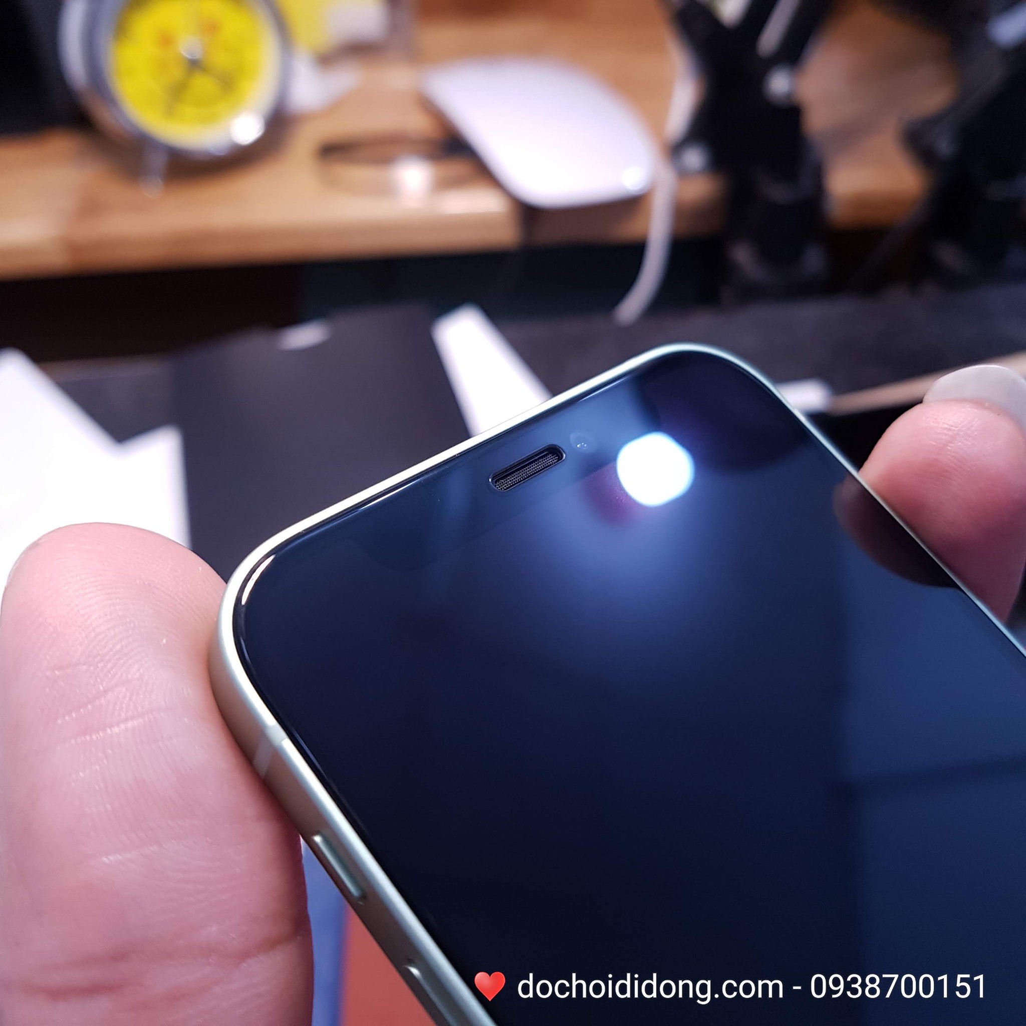 Miếng Dán Cường Lực IPhone 12 Pro Max Mini Mipow King Bull HD Dùng Ốp Chống Sốc