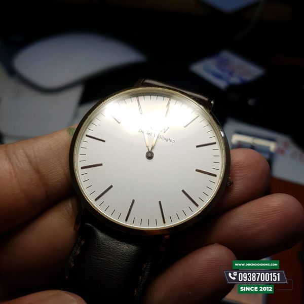 DAN B NG N C MI NG DAN PPF B 2 MI NG NG H Daniel Wellington Classic B40R5