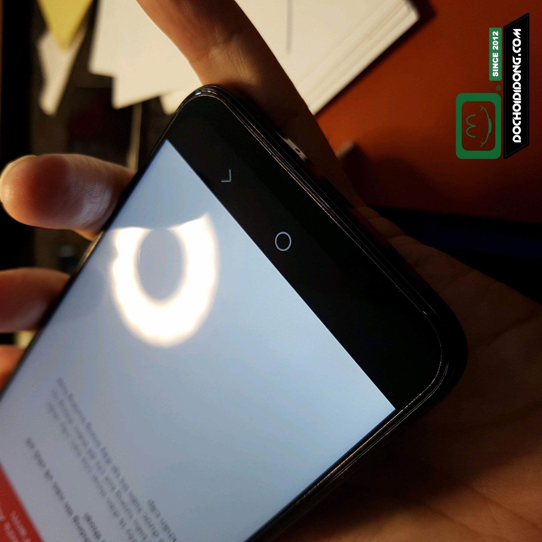 Miếng dán PPF Rock Vsmart Live 4 trong, nhám, đổi màu cao cấp