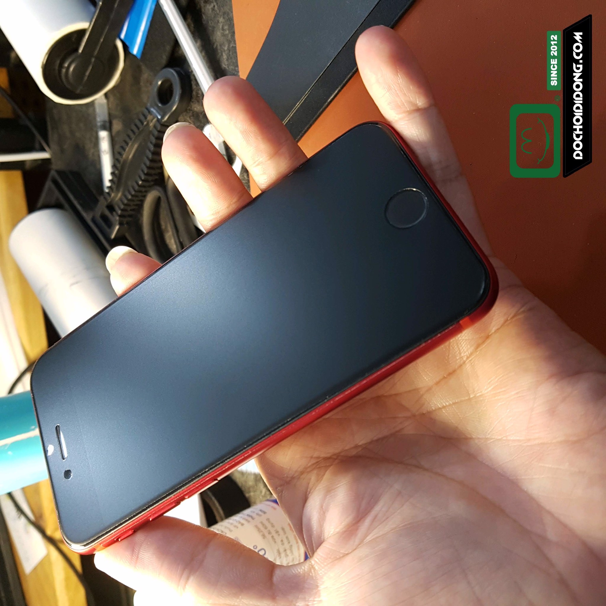 Miếng dán PPF Rock IPhone SE 2020 trong, nhám, đổi màu cao cấp