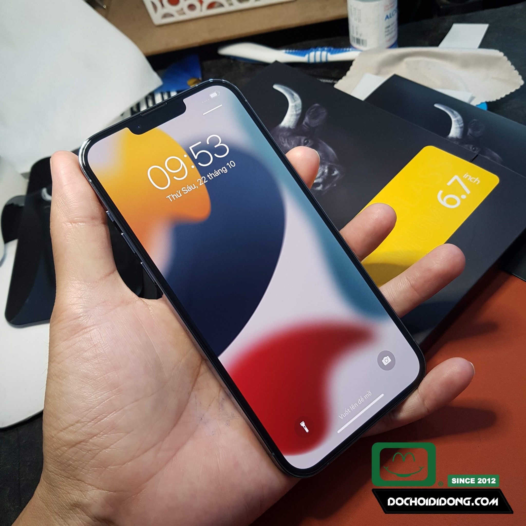Miếng Dán Cường Lực IPhone 13 Pro Max Mini Mipow King Bull HD Dùng Ốp Chống Sốc