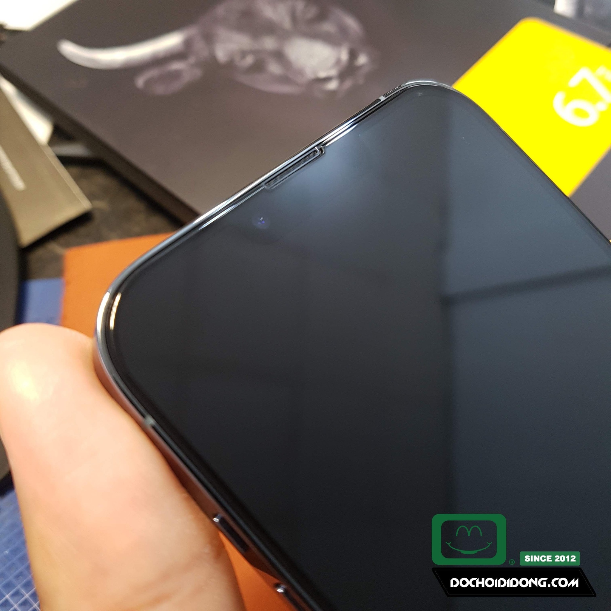 Miếng Dán Cường Lực IPhone 13 Pro Max Mini Mipow King Bull HD Dùng Ốp Chống Sốc