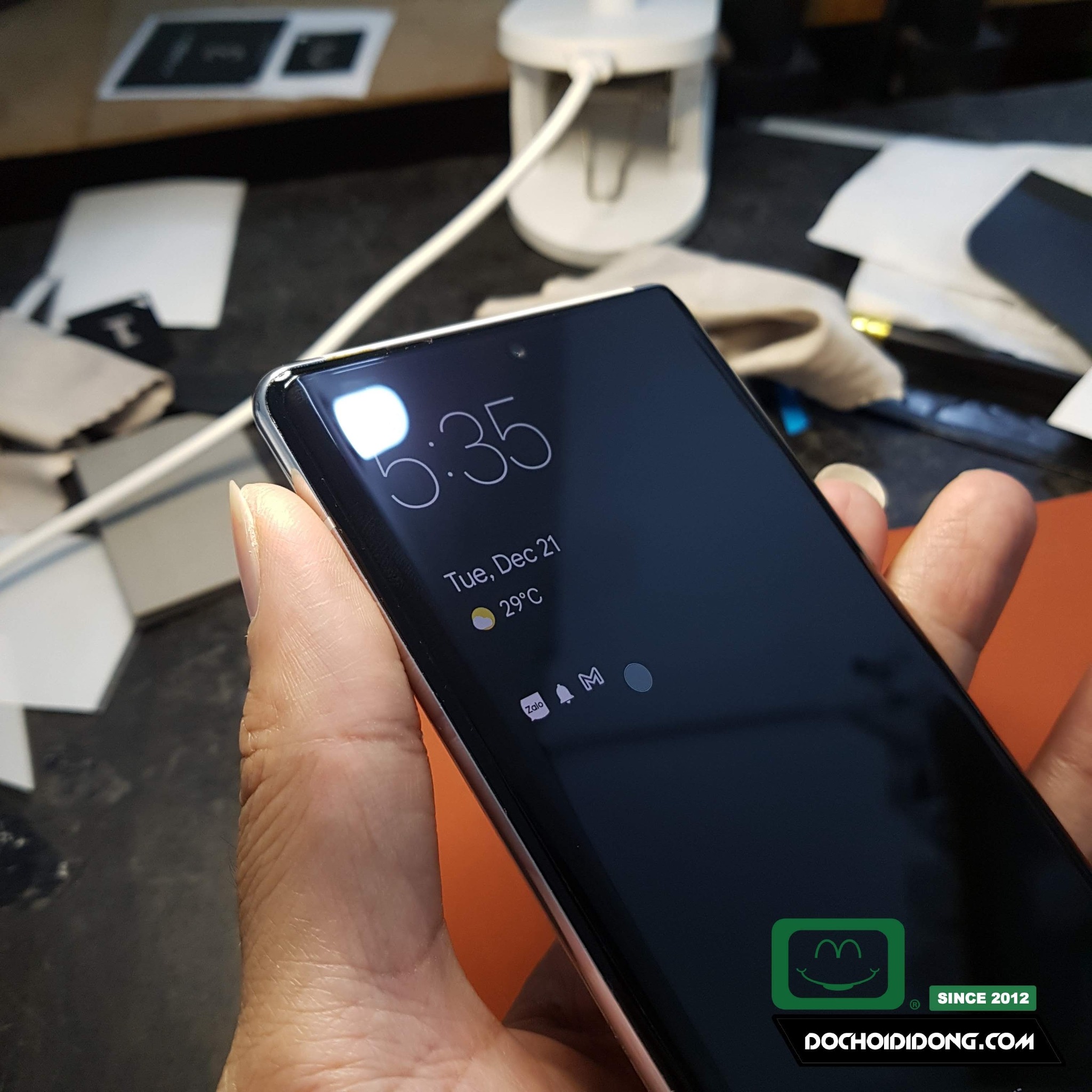 Miếng dán cường lực Google Pixel 6 Pro Zacase keo UV cao cấp