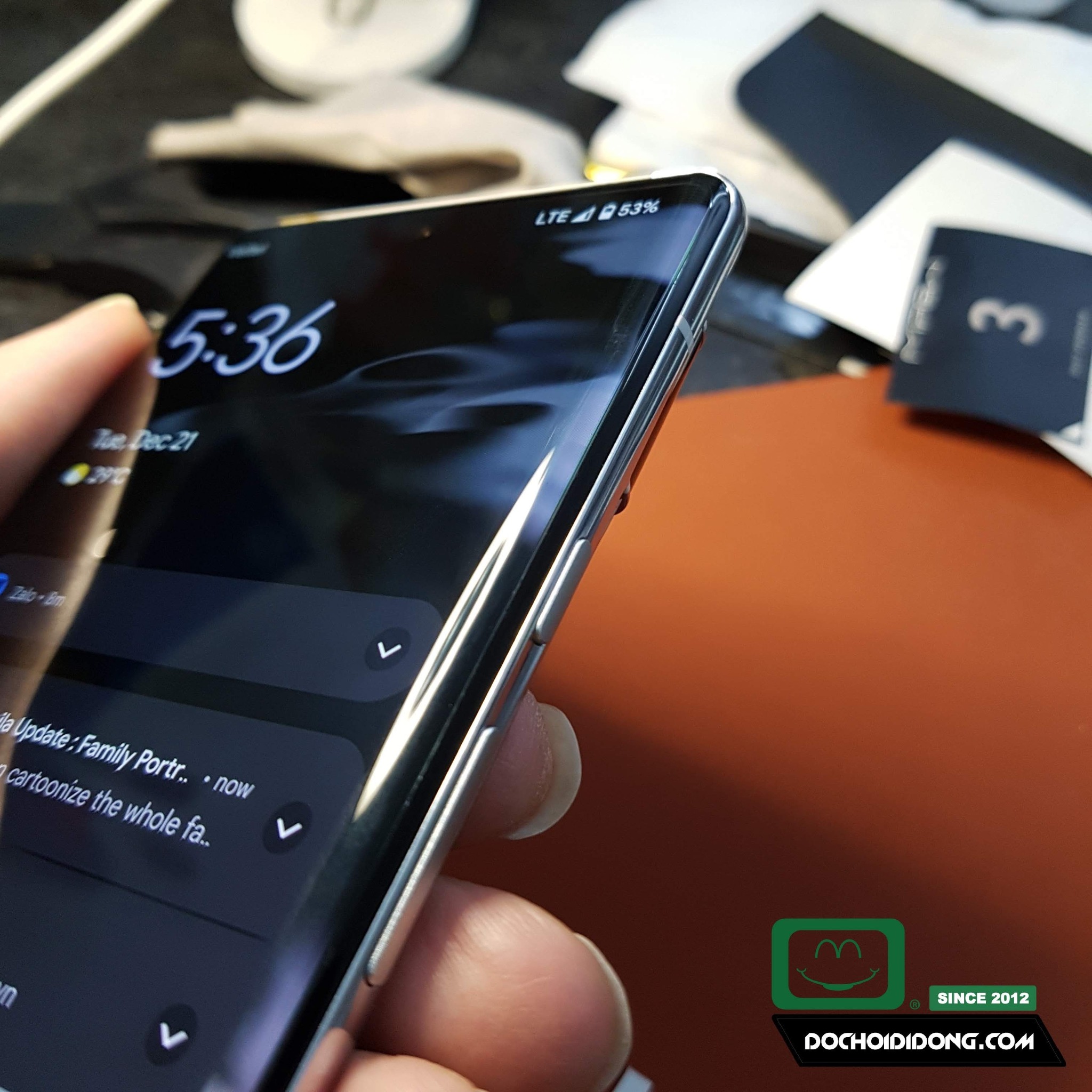 Miếng dán cường lực Google Pixel 6 Pro Zacase keo UV cao cấp