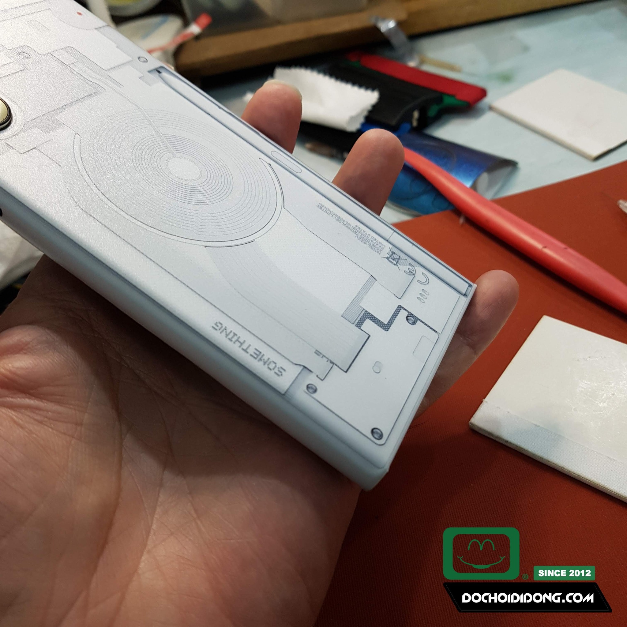 Miếng dán skin Nothing Phone 1 cho Samsung S22 Ultra / Note 20 Ultra / Note 10 Plus