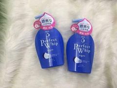 Sữa Tắm Dưỡng Trắng Da Shiseido Perfect Whip For Body 500ml
