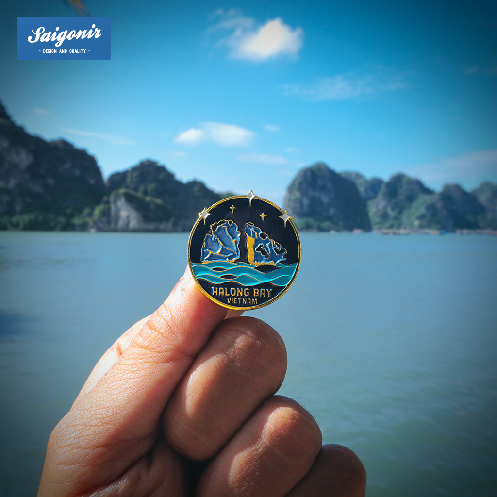 Huy Hiệu Cài Áo Kim Loại Enamel Pin Saigonir Hình Vịnh Hạ Long Quảng Ninh Quà Lưu Niệm Việt Nam