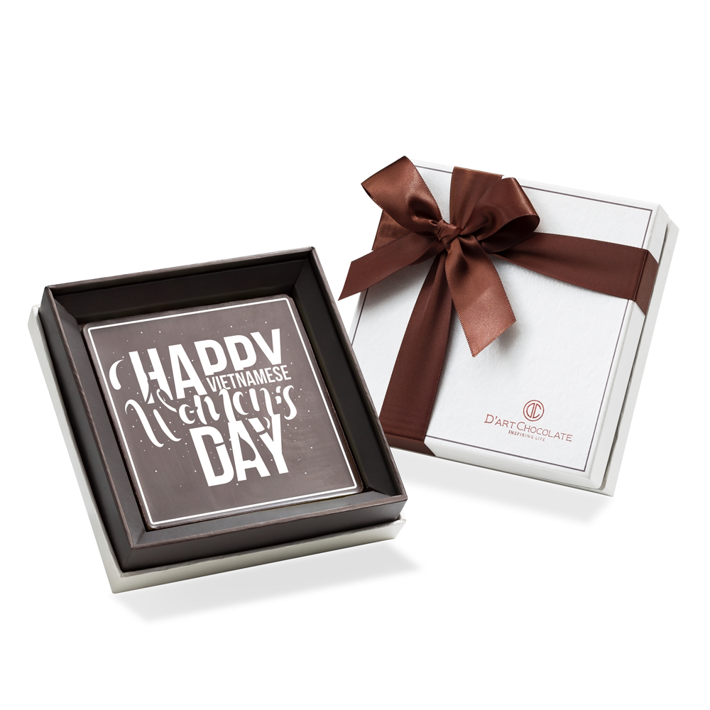 AC - VWM 009 HỘP SOCOLA NGHỆ THUẬT 20-10 10x10CM